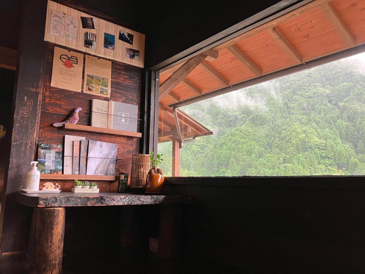 Guesthouse Boro-Ya Otoyocho ภายนอก รูปภาพ