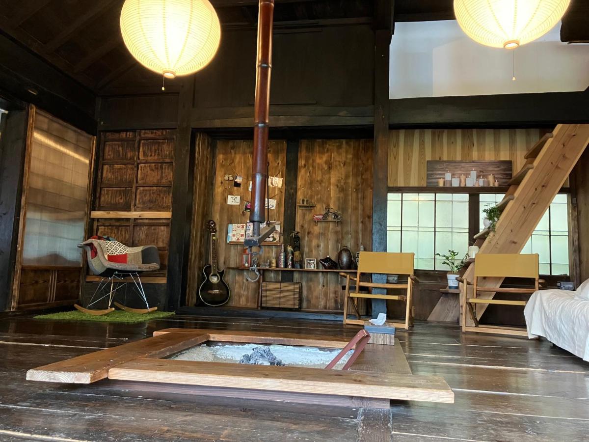 Guesthouse Boro-Ya Otoyocho ภายนอก รูปภาพ