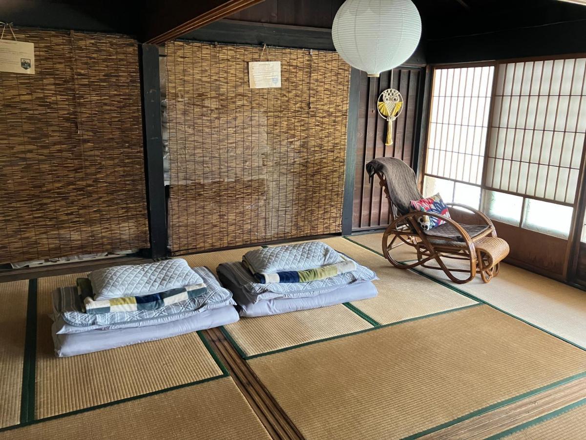Guesthouse Boro-Ya Otoyocho ภายนอก รูปภาพ
