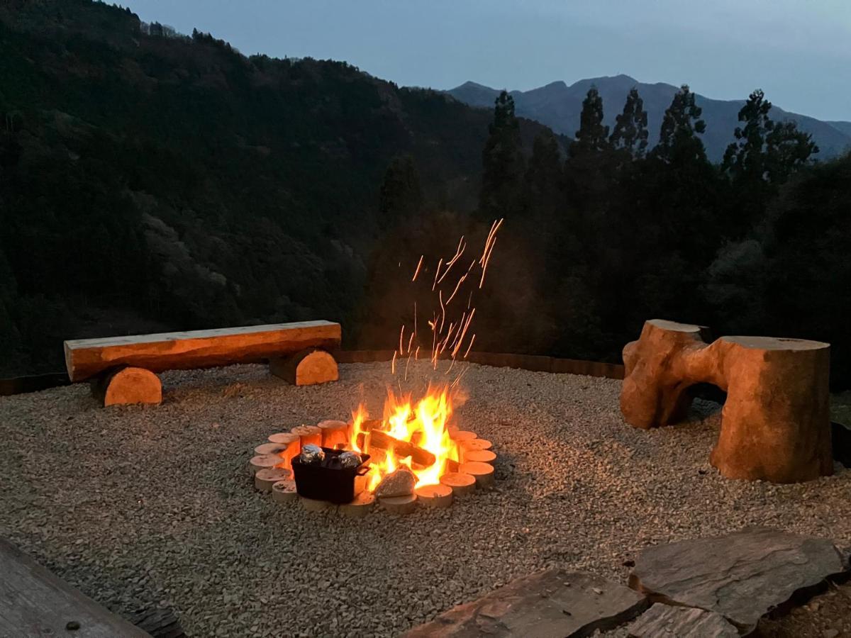 Guesthouse Boro-Ya Otoyocho ภายนอก รูปภาพ